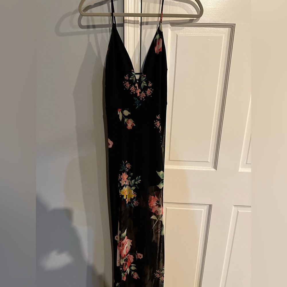 Rustic Royals floral dress. Size small.
